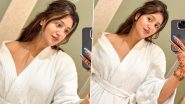 'कच्चा बदाम' गर्ल Anjali Arora ने बाथरोब पहनकर शेयर की Sexy Photos, ट्रोलर्स ने कहा- फॉलोअर्स के लिए कुछ भी!